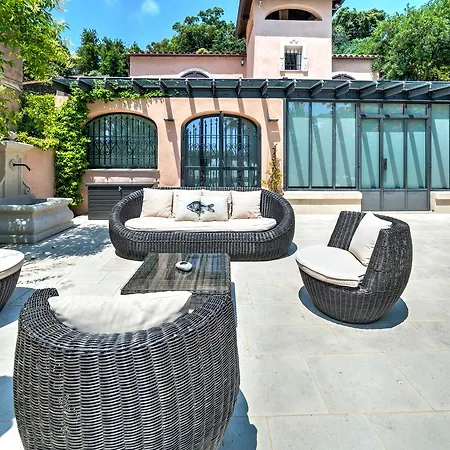 With Pool, Sea View And Garden Villa *